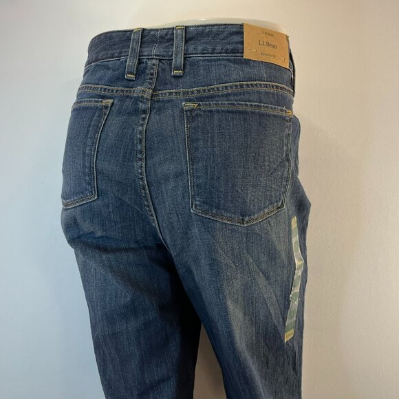 L.L. Bean Women's Favorite Fit Straight Leg 1912 Denim Jeans - Size 14 Reg - NWT - Picture 3 of 5